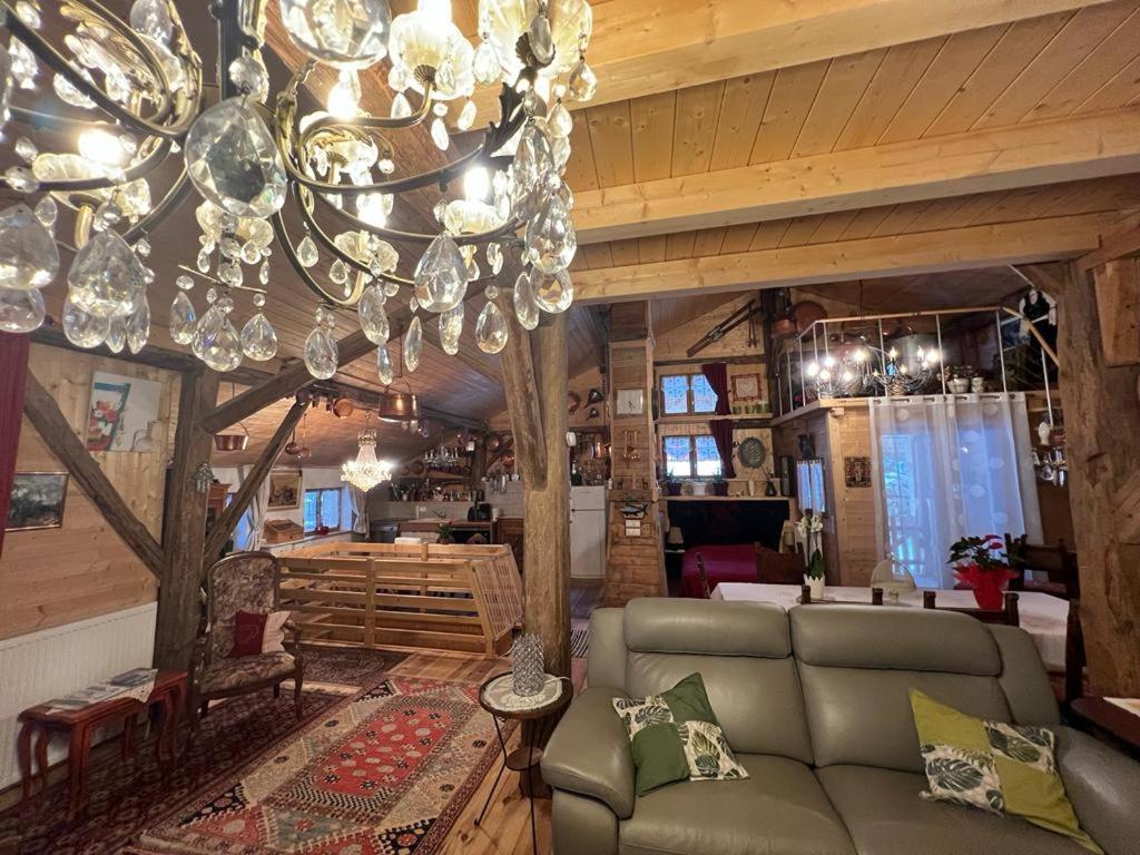 Ferme Savoyarde Renovee 2 Chambres لي كارو داراش المظهر الخارجي الصورة