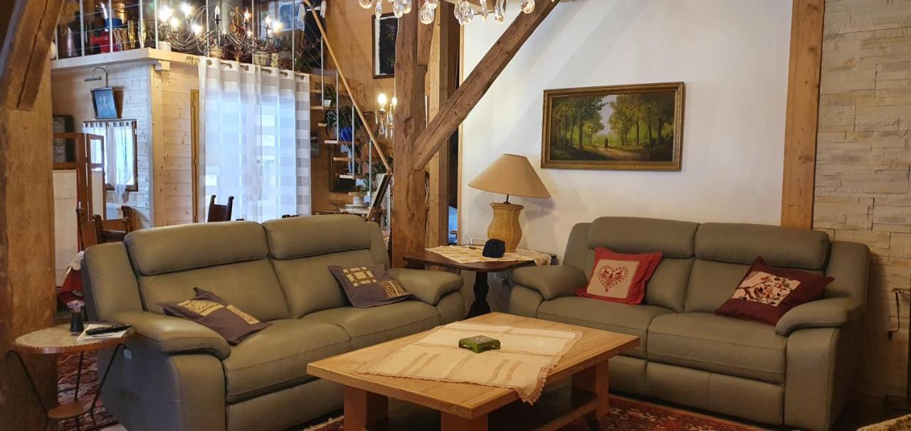 Ferme Savoyarde Renovee 2 Chambres لي كارو داراش المظهر الخارجي الصورة